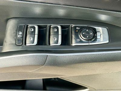 2025 Kia Sorento — photo 18 view