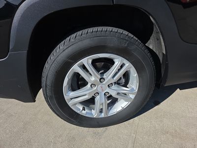 2023 GMC Terrain — photo 16 view