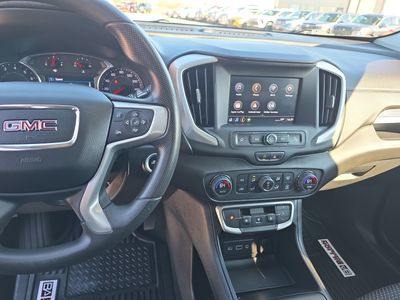 2023 GMC Terrain — photo 13 view