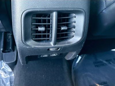 2021 Jeep Cherokee — photo 18 view