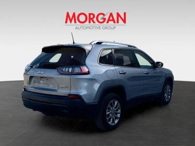 2021 Jeep Cherokee — rear three-quarter view