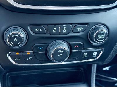 2021 Jeep Cherokee — photo 32 view