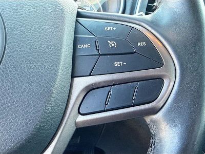 2021 Jeep Cherokee — photo 36 view