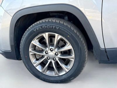 2021 Jeep Cherokee — photo 40 view
