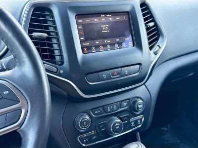2021 Jeep Cherokee — photo 25 view