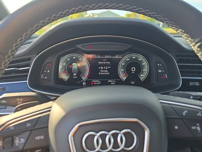 2025 Audi Q7 - Photo 9