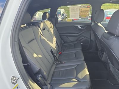 2025 Audi Q7 - Photo 5