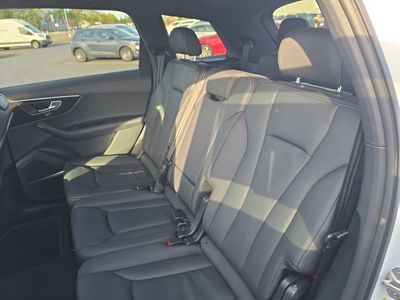 2025 Audi Q7 - Photo 12