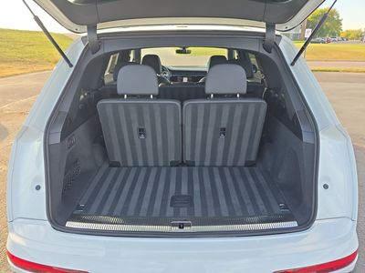 2025 Audi Q7 - Photo 7