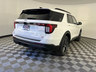 2026 Ford Explorer — detail view