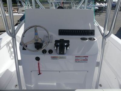 2026 TWIN VEE 240 STX - Photo 6