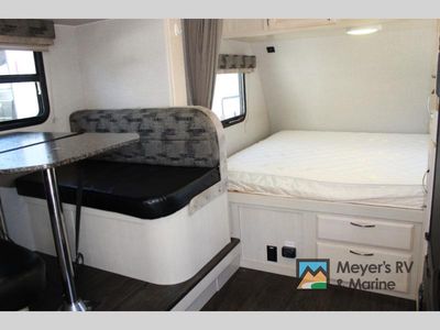 2019 Winnebago Industries Towables Micro Minnie - Photo 14