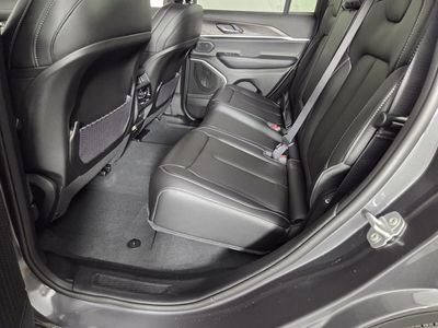2026 Jeep Grand Cherokee - Photo 13