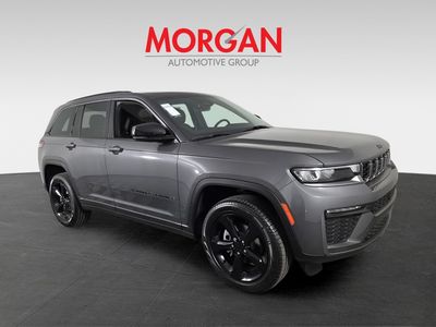 2026 Jeep Grand Cherokee - Photo 2