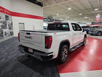 2022 GMC Sierra 1500 — rear three-quarter view
