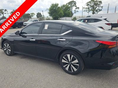 2021 Nissan Altima - Photo 5