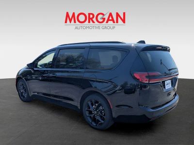 2026 Chrysler Pacifica — engine compartment view