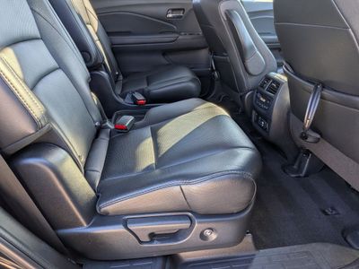2020 Honda Pilot - Photo 32