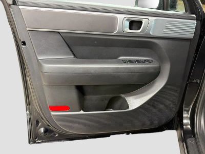 2025 Hyundai Santa Fe — photo 21 view