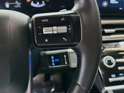 2025 Hyundai Santa Fe — photo 37 view