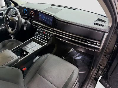 2025 Hyundai Santa Fe — photo 13 view