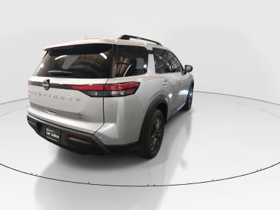 2024 Nissan Pathfinder — photo 7 view