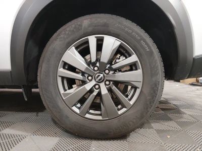 2024 Nissan Pathfinder — photo 10 view