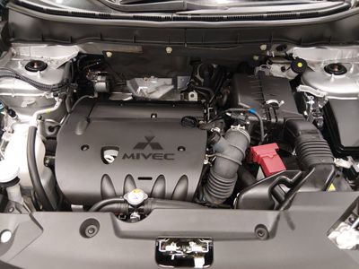 2024 Mitsubishi Outlander Sport — photo 9 view