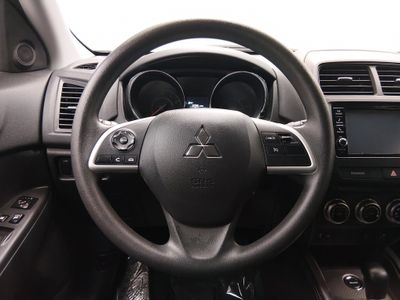 2024 Mitsubishi Outlander Sport — photo 12 view