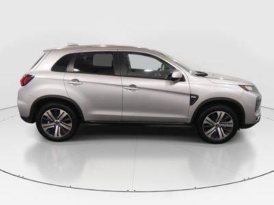 2024 Mitsubishi Outlander Sport — photo 8 view