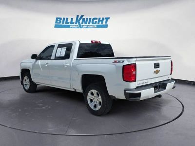2017 Chevrolet Silverado 1500 — rear three-quarter view