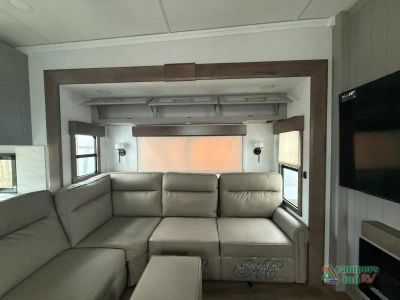 2026 Alliance RV Paradigm — photo 16 view