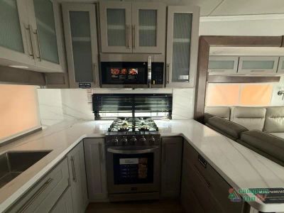 2026 Alliance RV Paradigm — photo 18 view