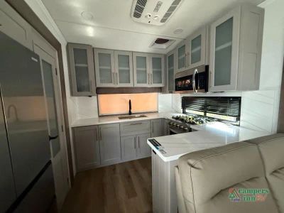 2026 Alliance RV Paradigm — photo 17 view
