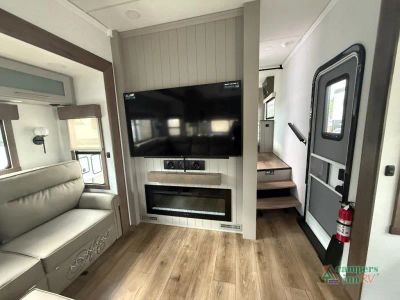 2026 Alliance RV Paradigm — photo 15 view
