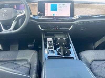 2026 Volkswagen Atlas — photo 18 view