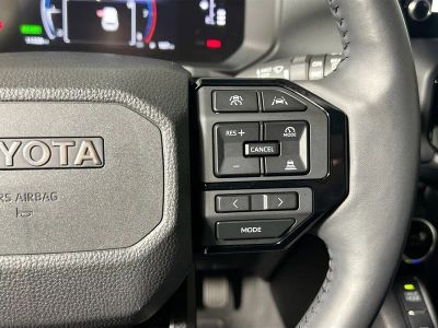 2024 Toyota Land Cruiser — photo 17 view