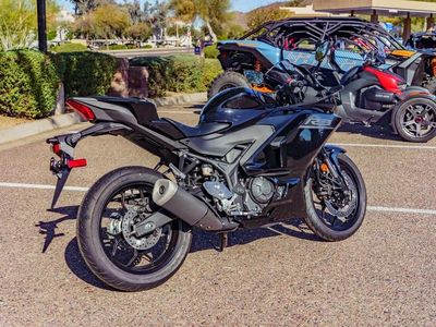 2026 Yamaha YZF-R3 - Photo 4