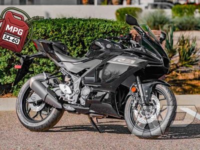 2026 Yamaha YZF-R3 - Photo 1