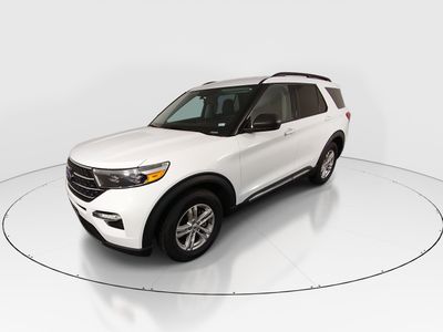 2023 Ford Explorer - Photo 3