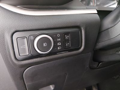 2023 Ford Explorer - Photo 13