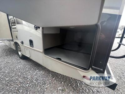 2019 Thor Motor Coach Quantum - Photo 20