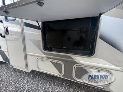 2019 Thor Motor Coach Quantum - Photo 5