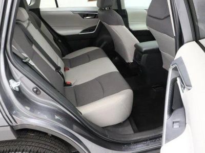 2025 Toyota RAV4 FWD - Photo 36