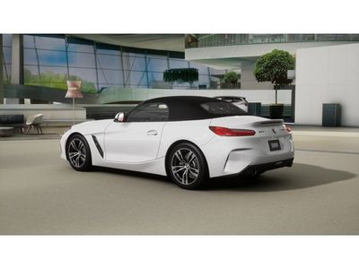 2026 BMW Z4 - Photo 2