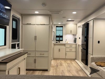 2026 Brinkley Model Ix - Photo 19