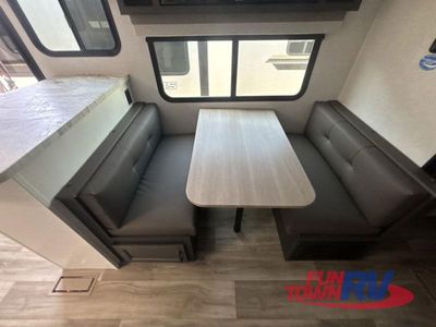 2025 Venture RV Stratus - Photo 26