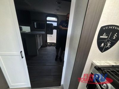 2025 Venture RV Stratus - Photo 24
