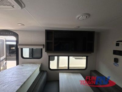 2025 Venture RV Stratus - Photo 29