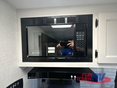 2025 Venture RV Stratus - Photo 23